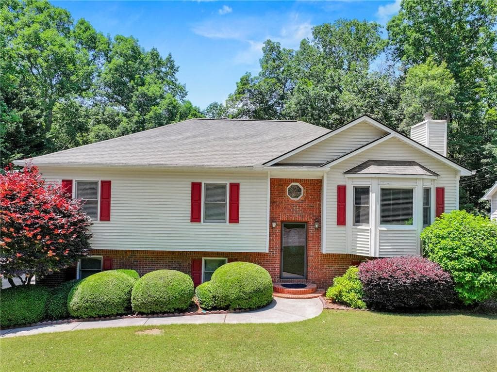 4654 Fox Forrest Drive, Flowery Branch, GA 30542 — most recent listing photo