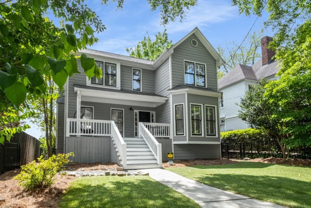 3 bedroom, 3 bathroom, 2,792 sq ft single family residence sold at 907 Edgewood Ave, Atlanta, GA 30307