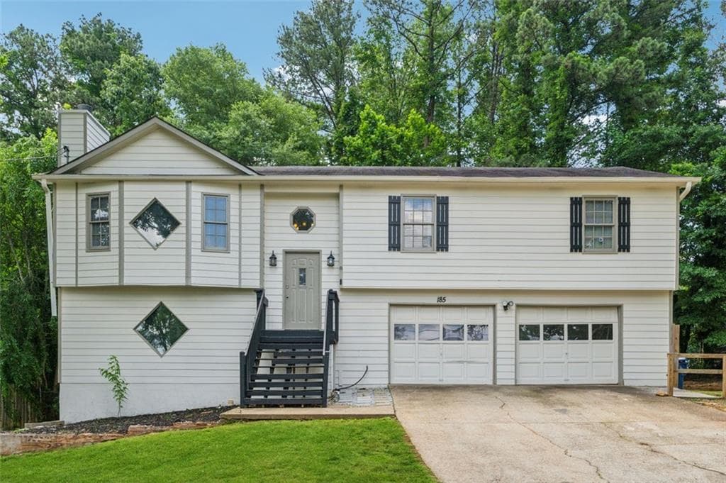 185 HICKORY VIEW Drive, Lawrenceville, GA 30046 — most recent listing photo