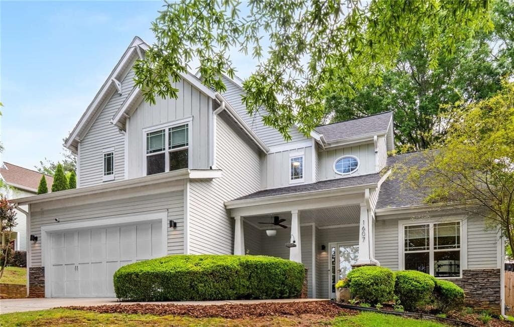 4 bedroom, 4 bathroom, 2,627 sq ft single family residence sold at 1607 Boulder Walk Drive, Atlanta, GA 30316