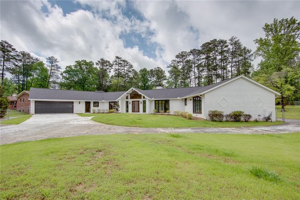 4 bedroom, 3 bathroom single family residence sold at 4700 Cascade Road, Atlanta, GA 30331
