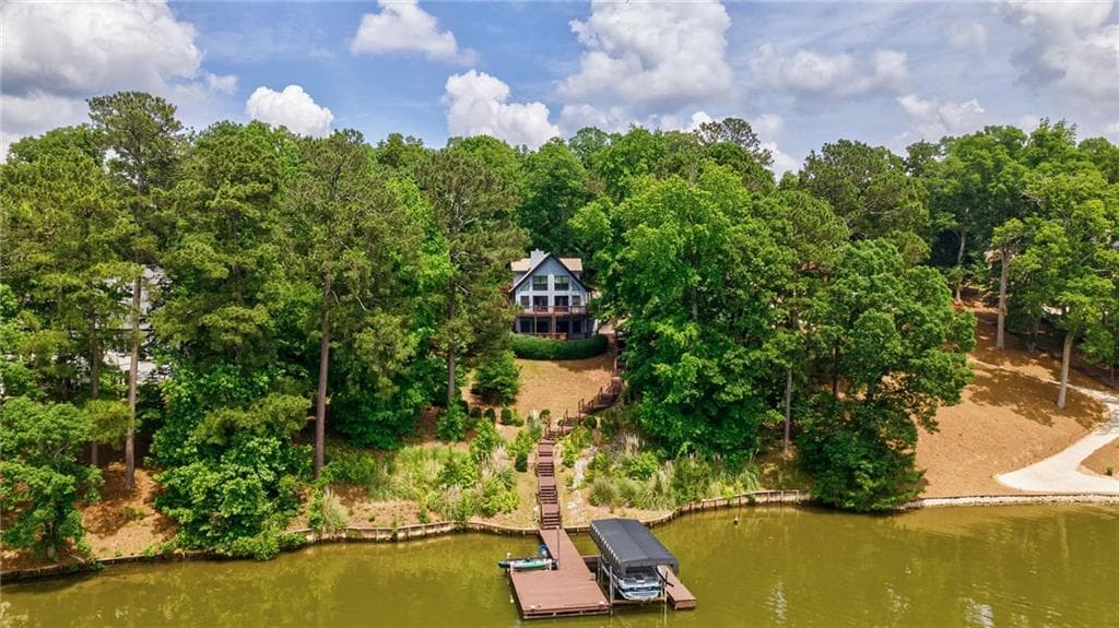 3 bedroom, 3 bathroom single family residence sold at 1470 Choo Choo Drive, Greensboro, GA 30642
