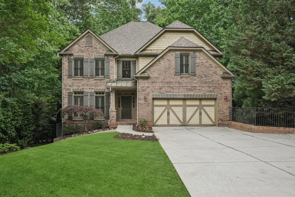 5 bedroom, 4 bathroom, 3,532 sq ft single family residence sold at 1917 Oak Grove Road, Atlanta, GA 30345