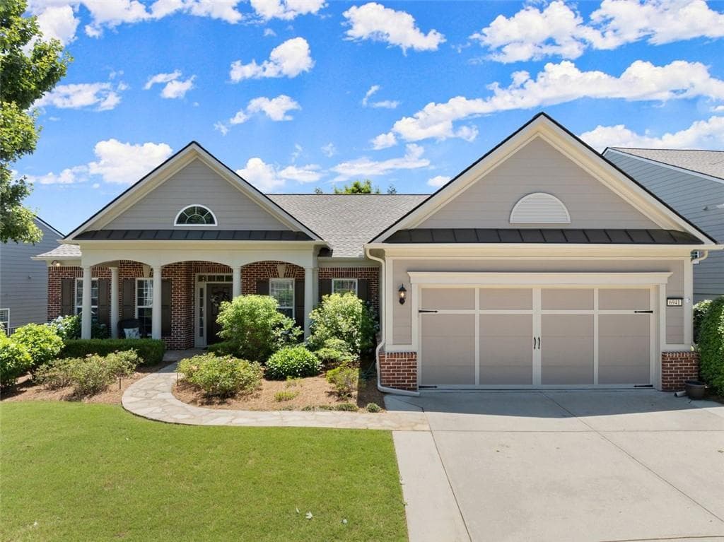 3 bedroom, 2 bathroom single family residence sold at 6941 CHERRY BLOSSOM Lane, Hoschton, GA 30548