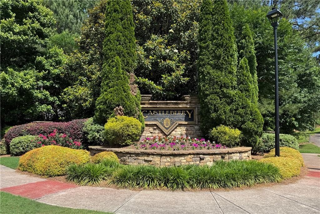 5 bedroom, 3 bathroom, 2,950 sq ft single family residence sold at 4171 Towncastle Lane, Buford, GA 30518