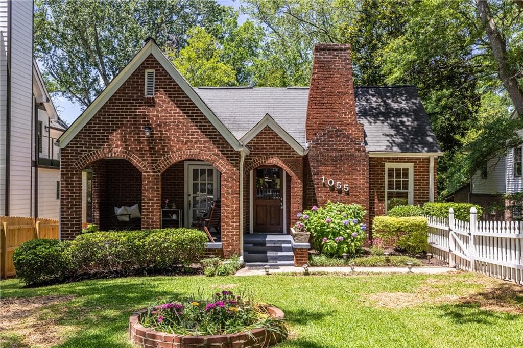 2 bedroom, 1 bathroom single family residence sold at 1055 Woodland Avenue, Atlanta, GA 30316