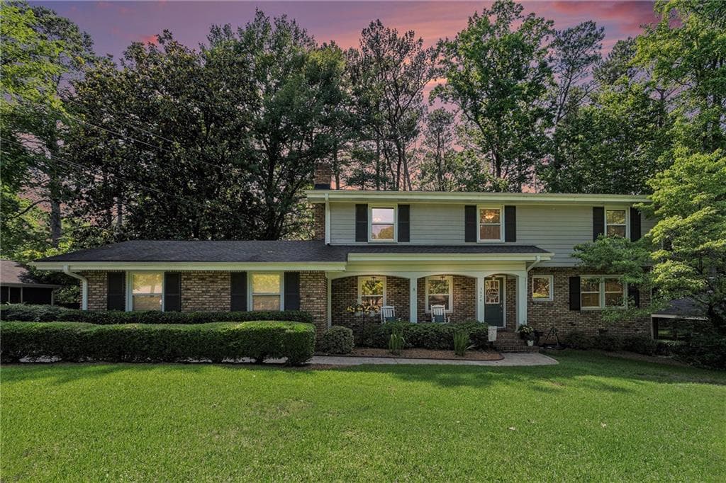 4 bedroom, 3 bathroom single family residence sold at 3824 N Cooper Lake Road, Smyrna, GA 30082