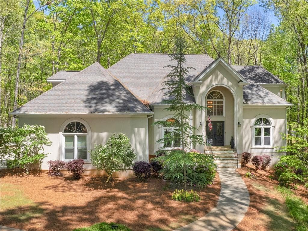 4 bedroom, 5 bathroom single family residence sold at 3500 Lost Valley Drive, Jonesboro, GA 30236