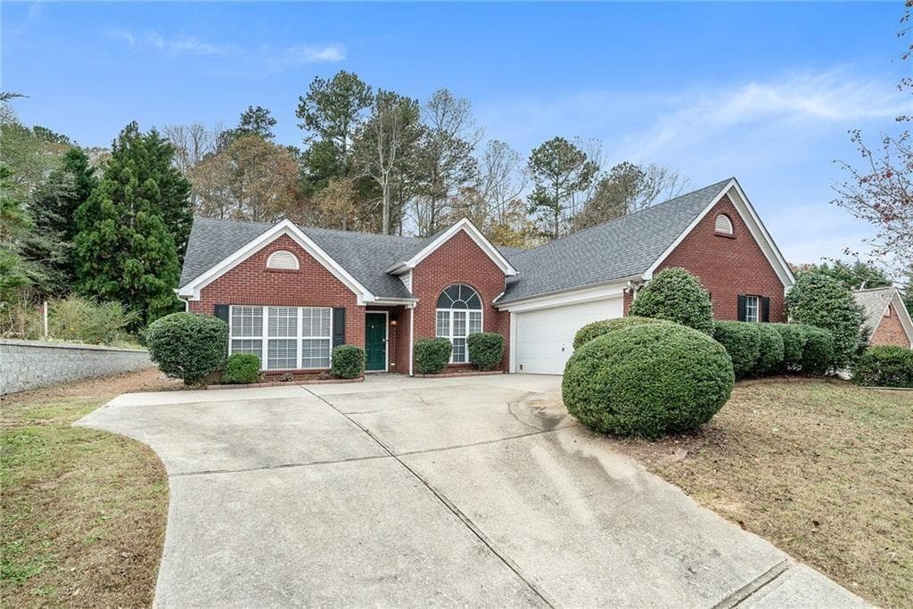 5981 WILLIAMSPORT Drive, Flowery Branch, GA 30542 — most recent listing photo