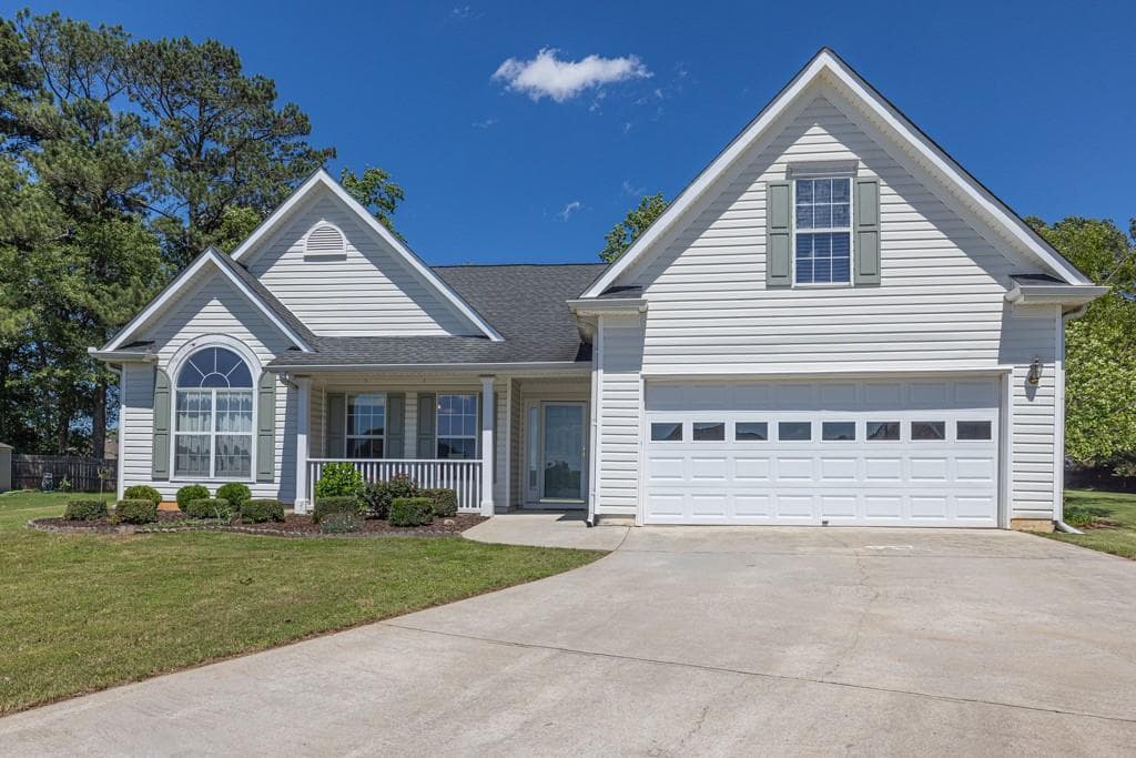 3 bedroom, 2 bathroom single family residence sold at 2780 Matlin Way, Buford, GA 30519