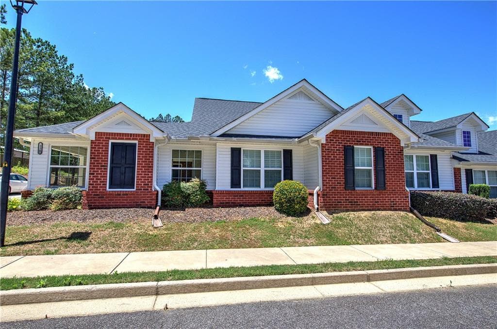 2 bedroom, 2 bathroom, 1,035 sq ft condominium sold at 150 Old Mill Road 331, Cartersville, GA 30120