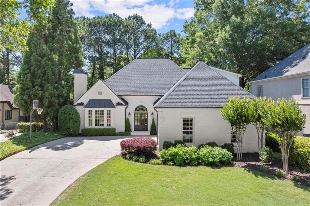 3 bedroom, 4 bathroom single family residence sold at 5120 Falcon Chase Lane, Atlanta, GA 30342