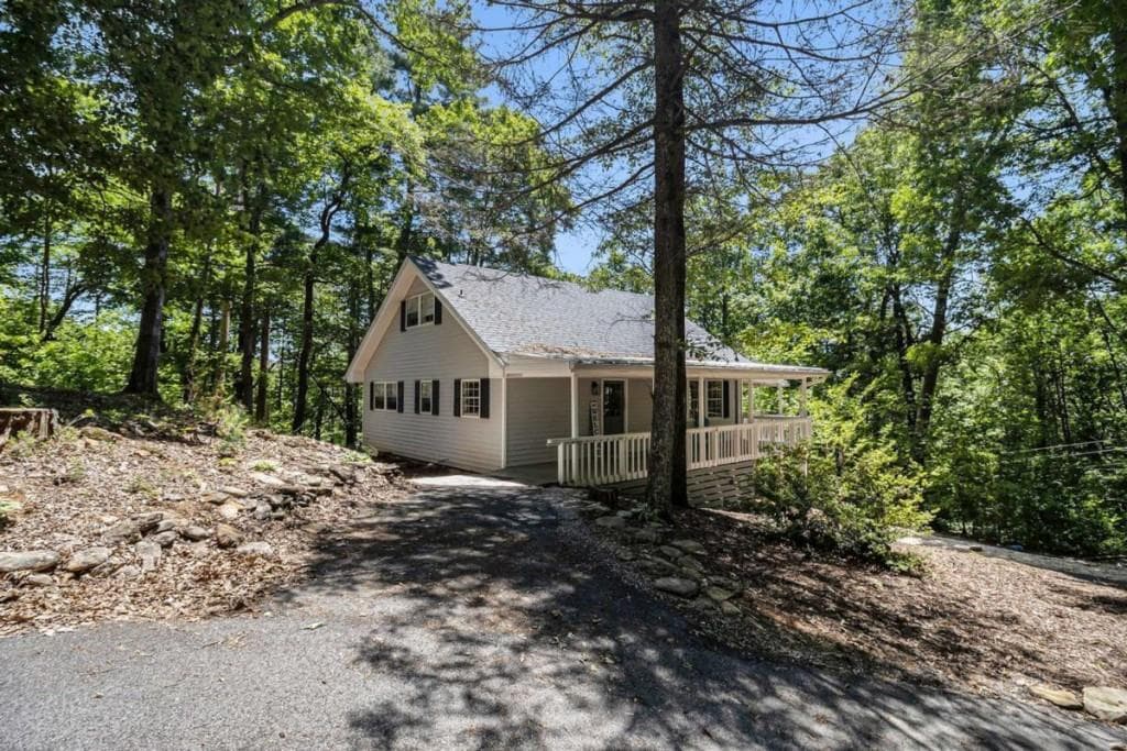 147 Hester Gap Road, Cleveland, GA 30528 — most recent listing photo