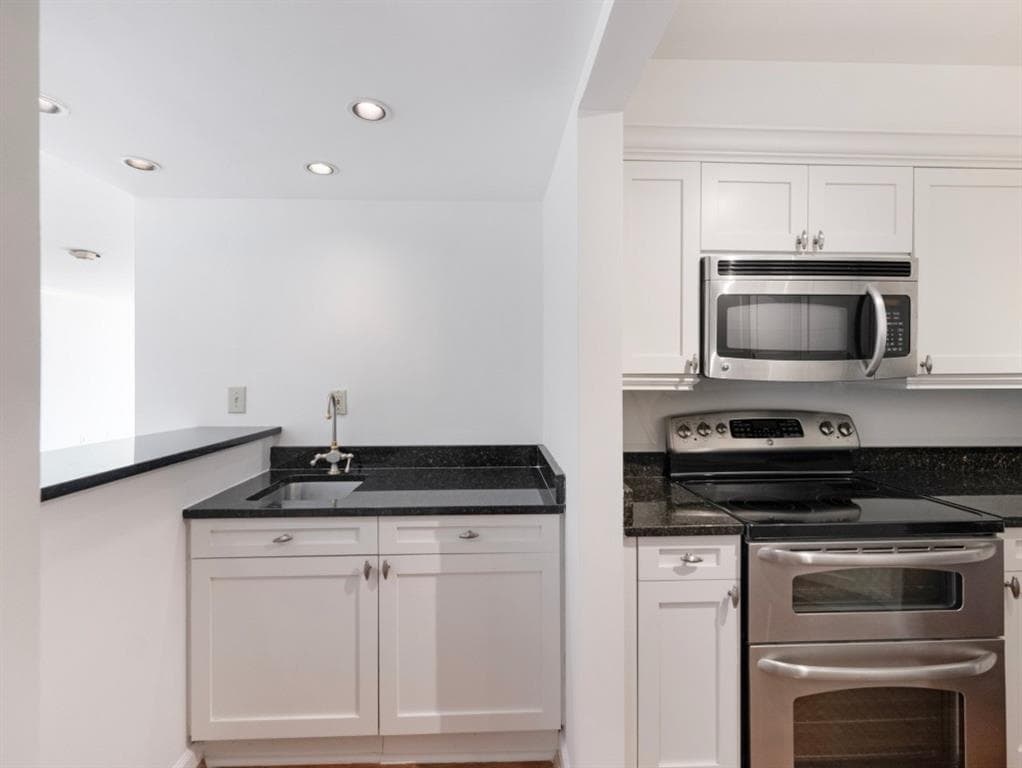 2 bedroom, 2 bathroom, 1,228 sq ft condominium under contract at 2870 Pharr Court South 1405, Atlanta, GA 30305 — photo 5