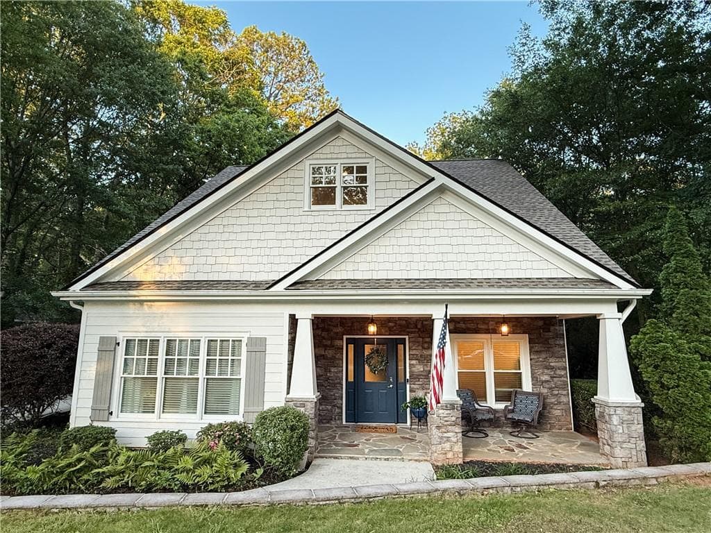 4 bedroom, 3 bathroom single family residence sold at 550 Quillian Avenue, Decatur, GA 30032
