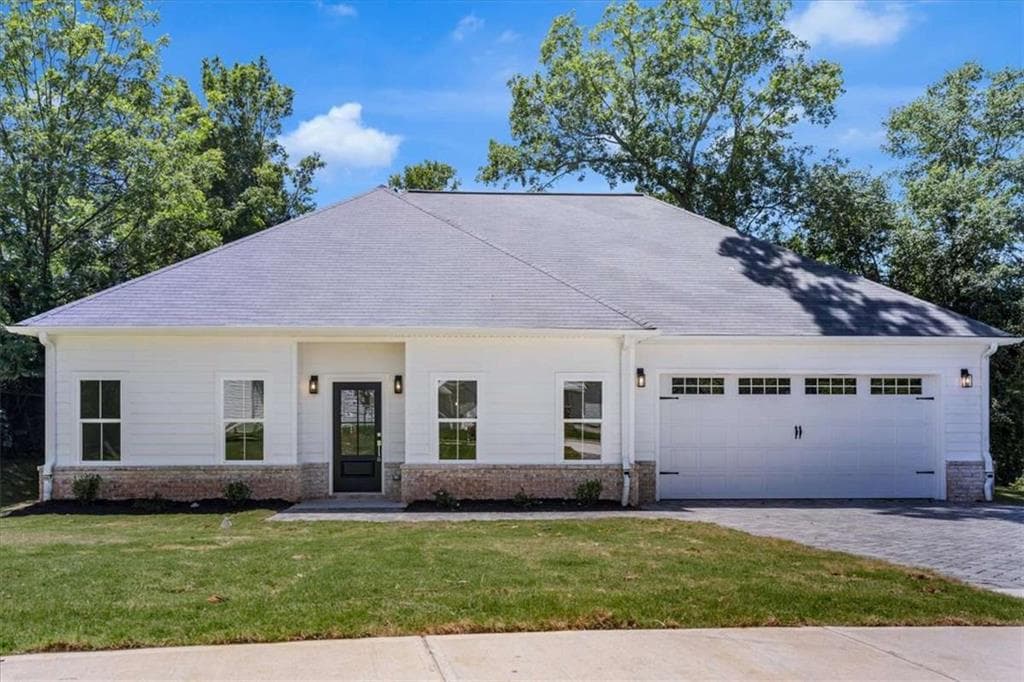 614 Glendale Road, Scottdale, GA 30079 — most recent listing photo