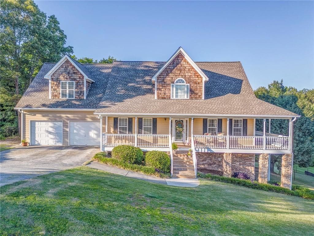 211 Westwood Drive, Calhoun, GA 30701 — most recent listing photo