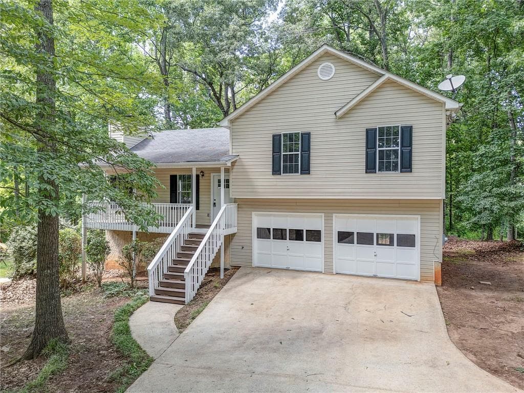 459 BAKERS BRIDGE Circle, Douglasville, GA 30134 — most recent listing photo