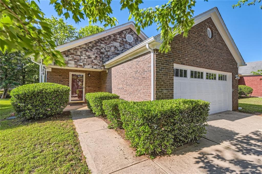484 Cathedral Drive, Mcdonough, GA 30253 — most recent listing photo