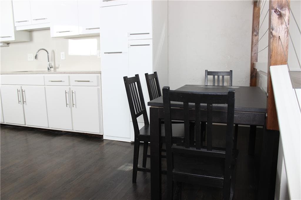 2 bedroom, 1 bathroom, 1,300 sq ft apartment for rent at 1124 Center Street, Atlanta, GA 30318 for $2,000 a month — photo 4