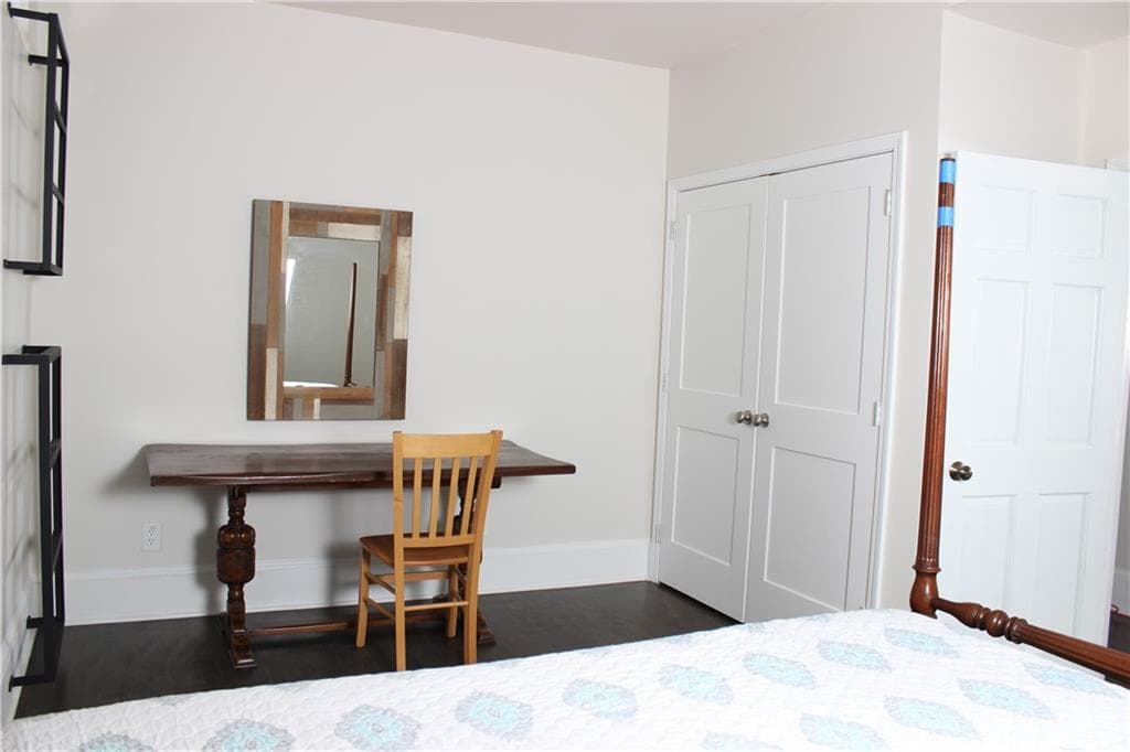 2 bedroom, 1 bathroom, 1,300 sq ft apartment for rent at 1124 Center Street, Atlanta, GA 30318 for $2,000 a month — photo 9