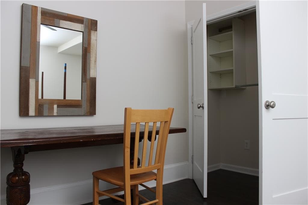 2 bedroom, 1 bathroom, 1,300 sq ft apartment for rent at 1124 Center Street, Atlanta, GA 30318 for $2,000 a month — photo 10