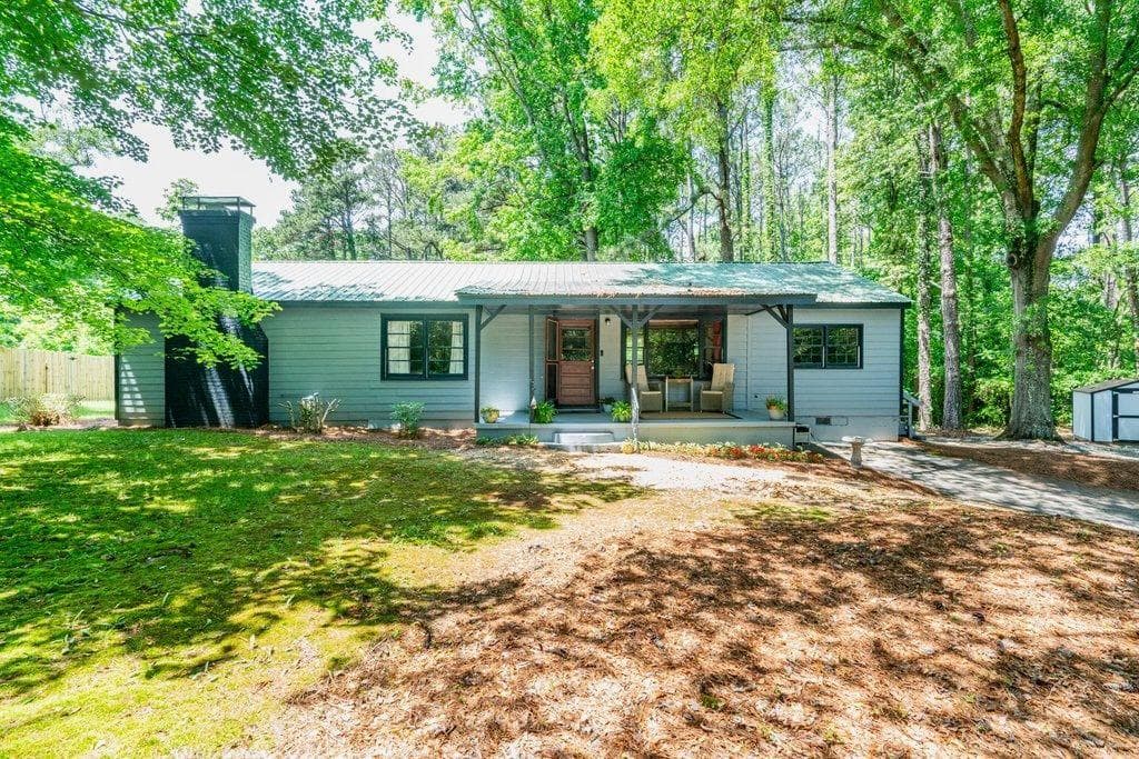 3 bedroom, 1 bathroom single family residence sold at 391 Buchanan Street, Dallas, GA 30157