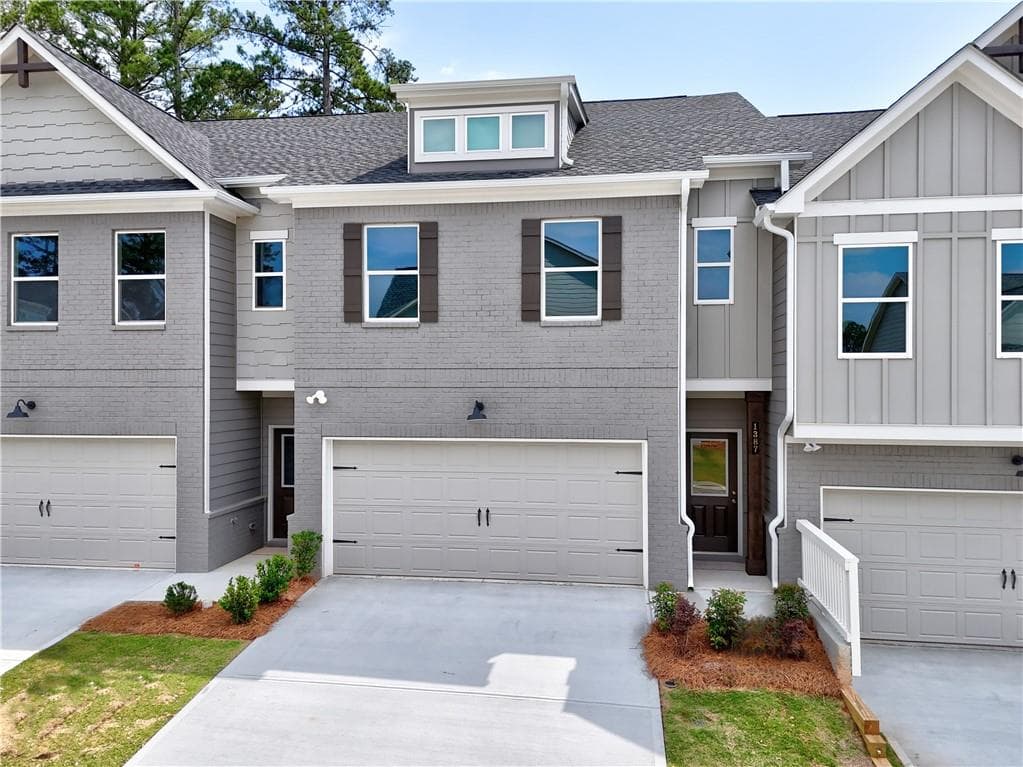 1387 Fern Ridge Court 33, Norcross, GA 30093 — most recent listing photo