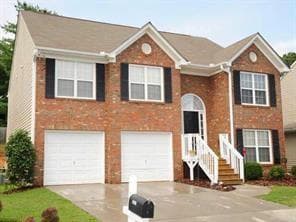 5 bedroom, 3 bathroom, 1,348 sq ft single family residence under contract at 2918 Egret Lane, Austell, GA 30106