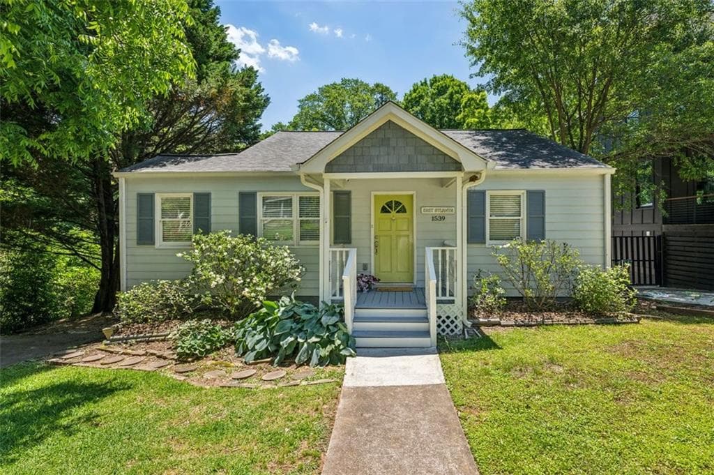 3 bedroom, 3 bathroom, 1,627 sq ft single family residence sold at 1539 Marbut Avenue, Atlanta, GA 30316