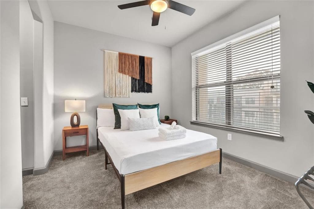 2 bedroom, 2 bathroom, 850 sq ft condominium under contract at 464 Bishop Street 510, Atlanta, GA 30318 — photo 5