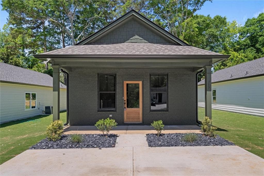 3 bedroom, 2 bathroom single family residence sold at 137 Bowen Street, Carrollton, GA 30117