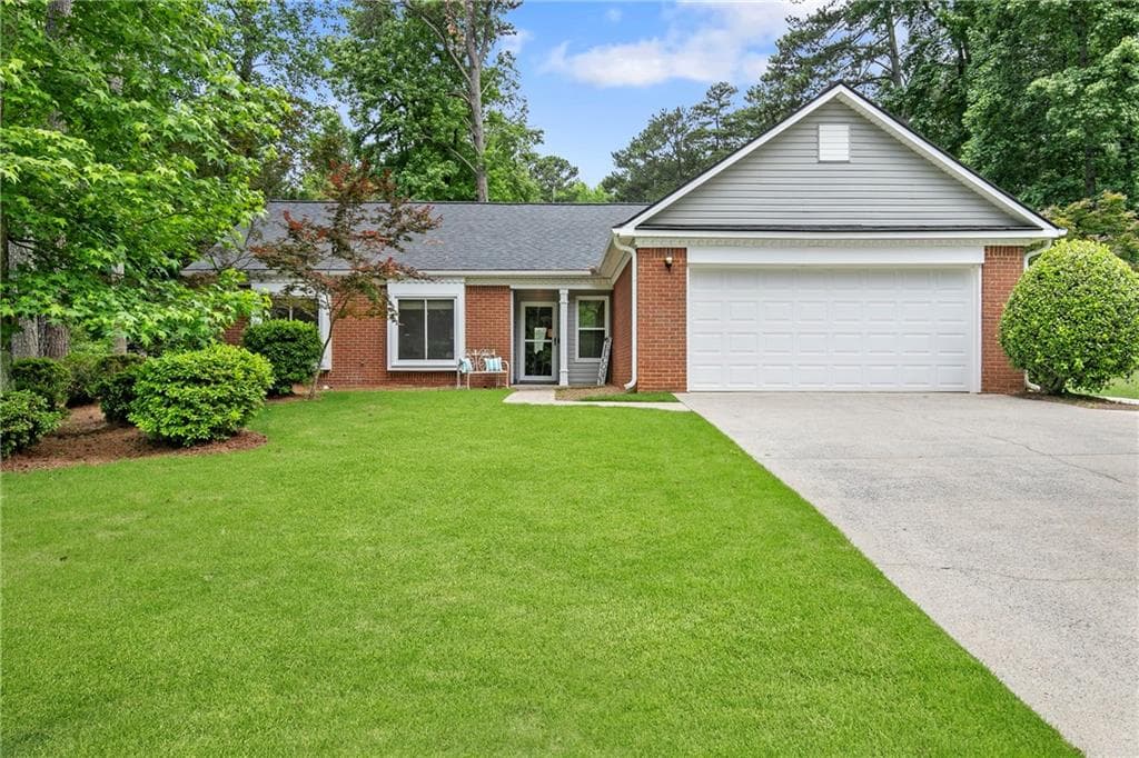 3 bedroom, 2 bathroom, 1,642 sq ft single family residence sold at 1208 Brandl Drive, Marietta, GA 30008