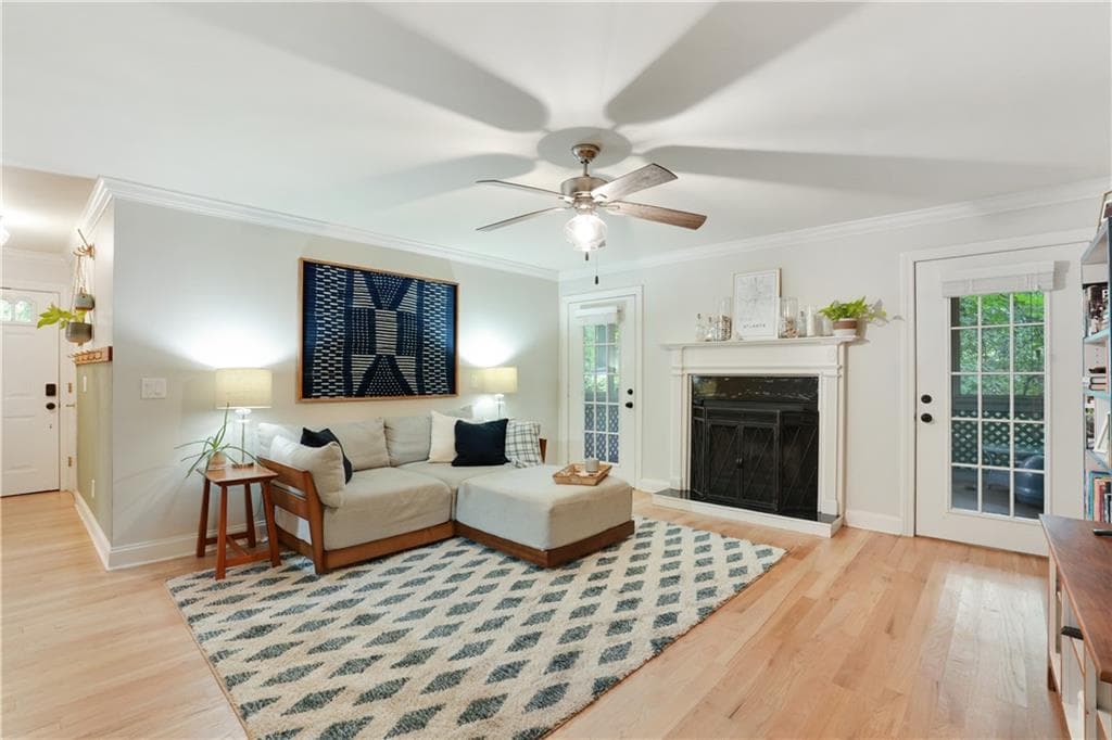 1412 Oakridge Circle, Decatur, GA 30033 — most recent listing photo