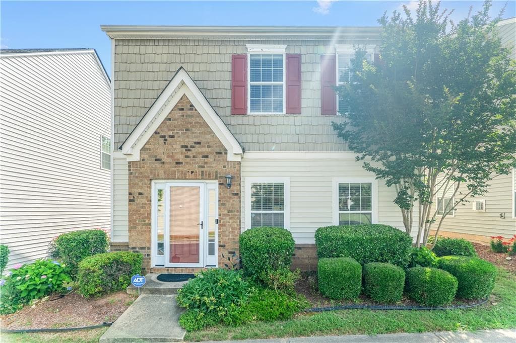 4 bedroom, 3 bathroom, 2,056 sq ft single family residence sold at 3134 Imperial Circle, Atlanta, GA 30311