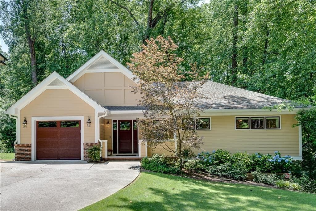 2 bedroom, 3 bathroom, 2,219 sq ft single family residence sold at 1233 Poplar Grove Drive, Atlanta, GA 30306