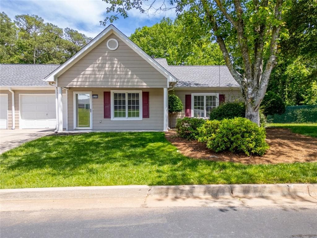 2 bedroom, 2 bathroom condominium sold at 3003 Bentley Park Circle, Gainesville, GA 30504