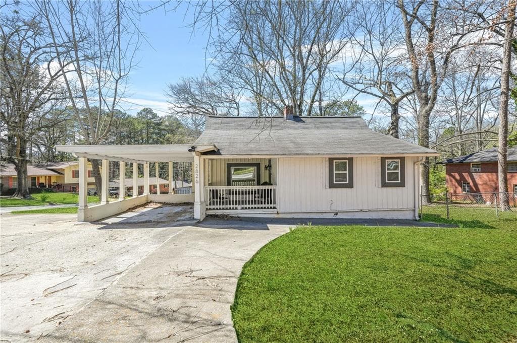 3 bedroom, 2 bathroom, 1,116 sq ft single family residence sold at 2826 Ben Hill Road, Atlanta, GA 30344