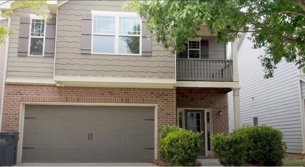 4 bedroom, 2 bathroom, 2,225 sq ft single family residence sold at 678 Sweet Ashley Way, Loganville, GA 30052