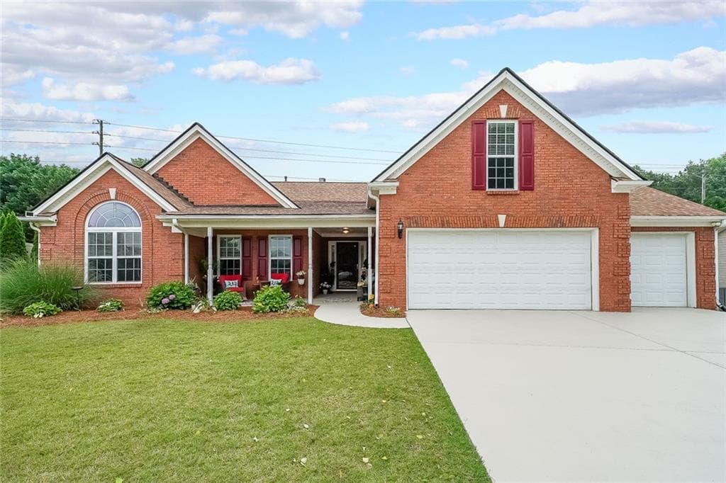 4 bedroom, 3 bathroom single family residence sold at 1382 Fountain Lakes Drive Drive, Lawrenceville, GA 30043