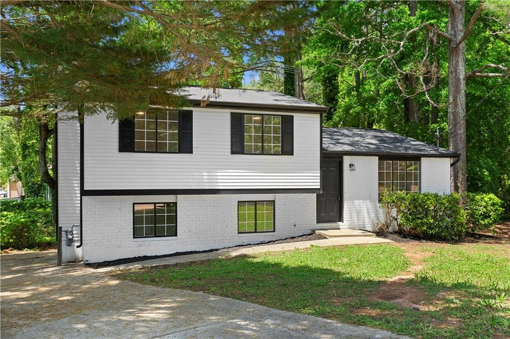 4 bedroom, 3 bathroom single family residence sold at 1275 Muirforest Way, Stone Mountain, GA 30088