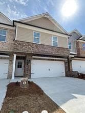 3 bedroom, 3 bathroom, 1,969 sq ft townhouse for sale at 21 Creekside Commons Drive, Hoschton, GA 30548 — photo 2