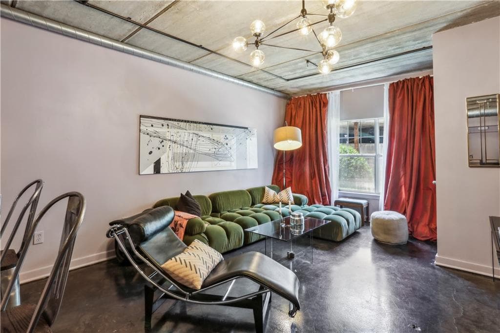 1 bedroom, 1 bathroom, 775 sq ft condominium sold at 800 Peachtree Street 1014, Atlanta, GA 30308