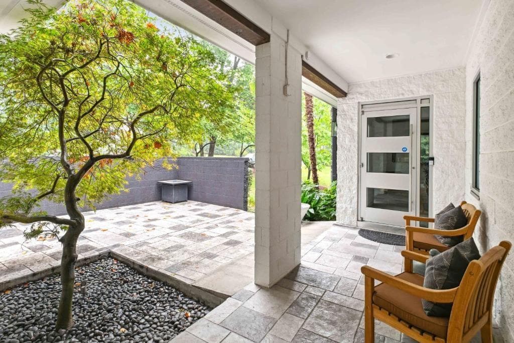 5 bedroom, 4 bathroom, 2,548 sq ft single family residence for rent at 1960 Tall Tree Drive, Atlanta, GA 30324 for $16,500 a month — photo 10