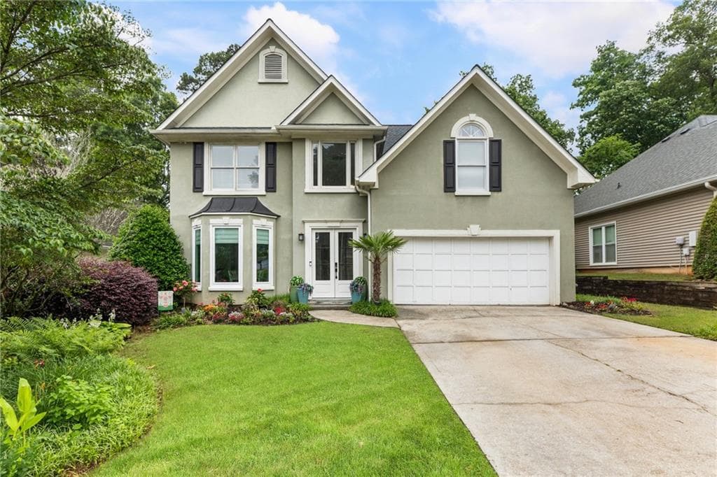 4 bedroom, 3 bathroom, 2,744 sq ft single family residence sold at 1450 Crescent Walk, Decatur, GA 30033