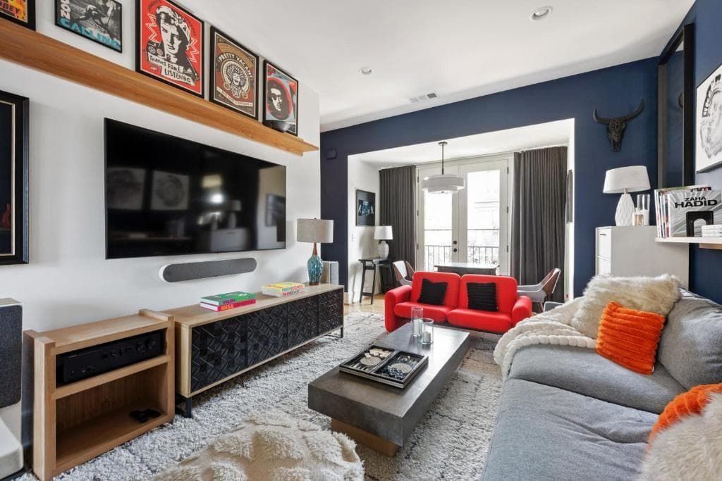 2 bedroom, 2 bathroom, 1,171 sq ft townhouse for rent at 691 Fraser Street, Atlanta, GA 30315 for $4,521 a month — photo 1 of 40