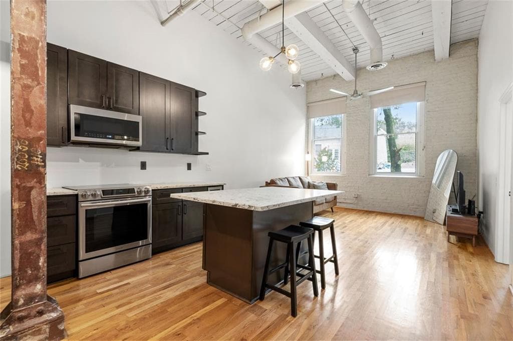 1 bedroom, 1 bathroom, 725 sq ft condominium sold at 210 Walker Street Unit 3, Atlanta, GA 30313