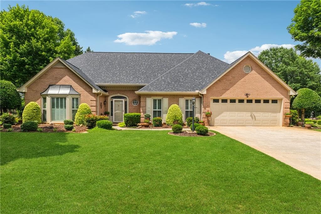 3 bedroom, 3 bathroom single family residence sold at 440 Carybell Lane, Alpharetta, GA 30004