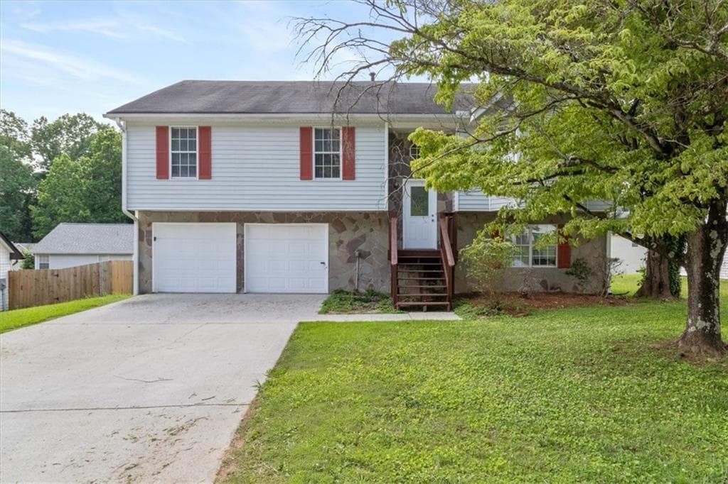 946 Redan Trace, Stone Mountain, GA 30088 — most recent listing photo