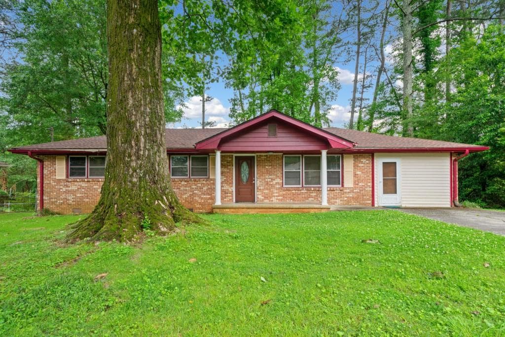 3047 Hudson Court, Decatur, GA 30033 — most recent listing photo